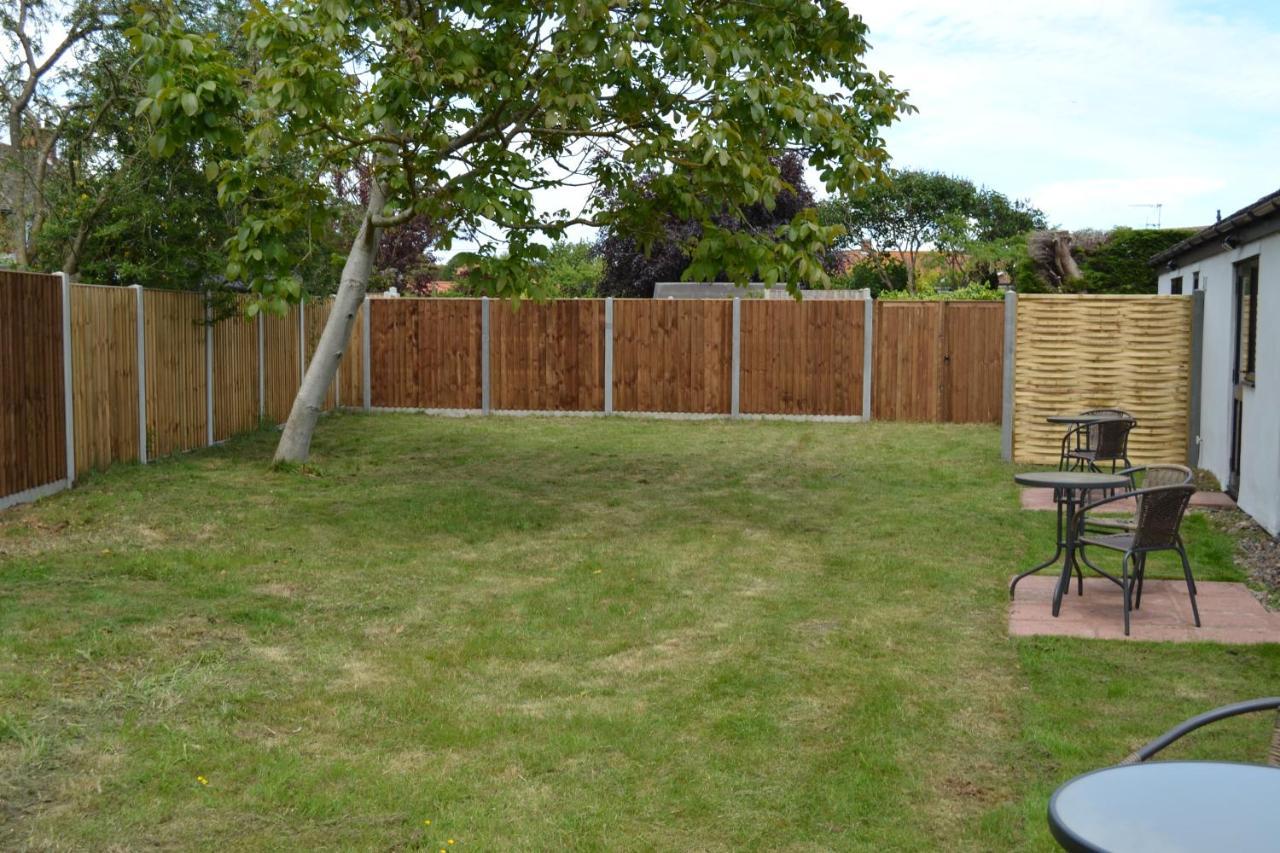 Number 5 - Lytton Tree Lodge, Reydon, Southwold ภายนอก รูปภาพ