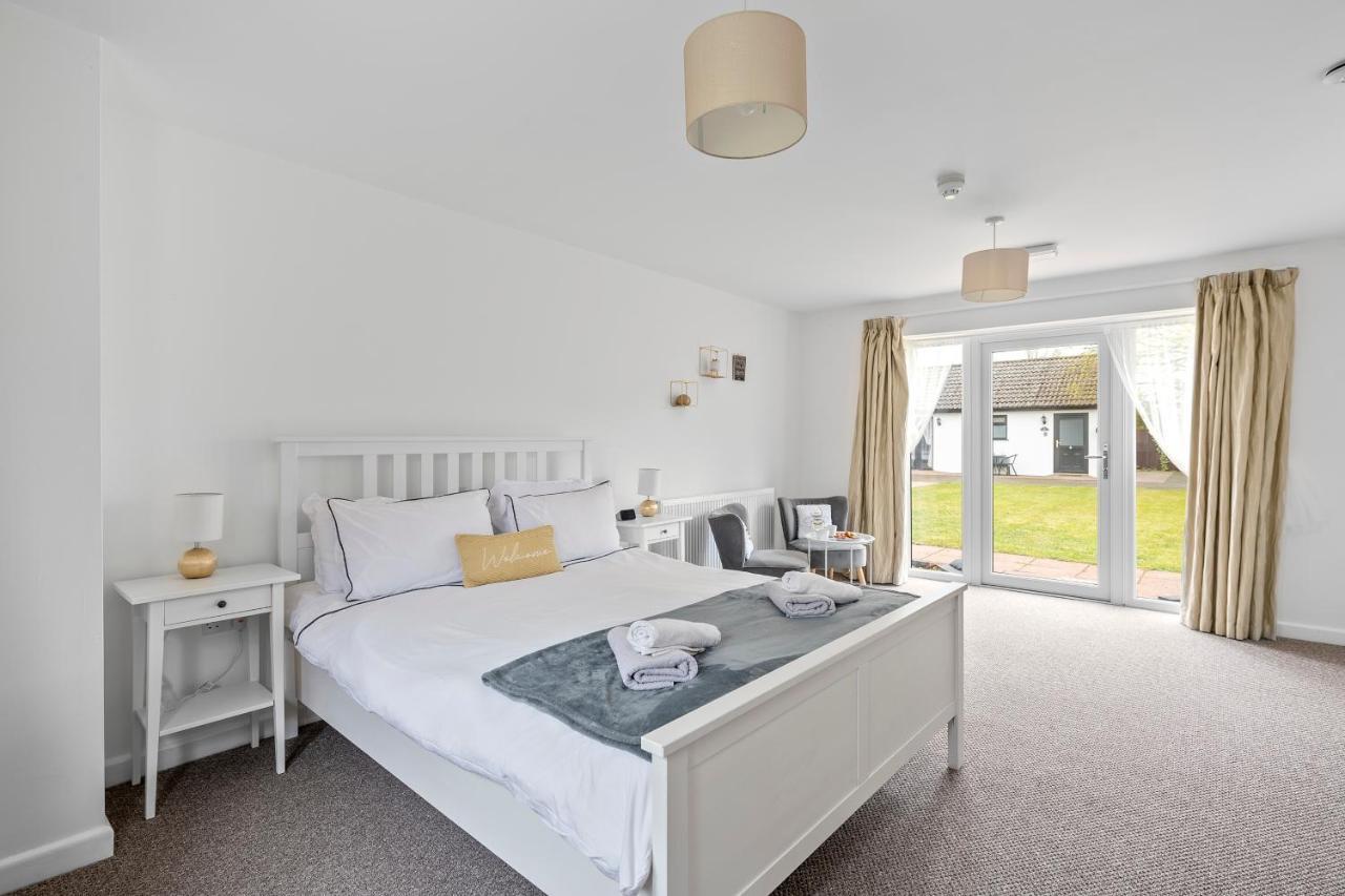 Number 5 - Lytton Tree Lodge, Reydon, Southwold ภายนอก รูปภาพ
